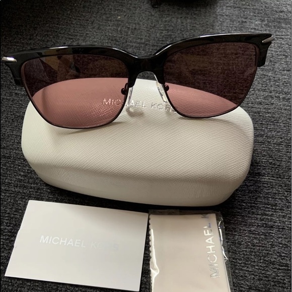 Michael kors Lincoln mens/ladies sunglasses with case